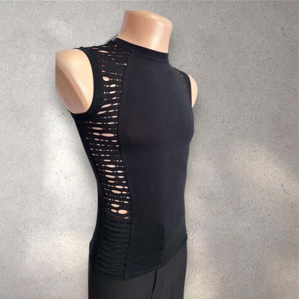 Tank top with mesh inserts 952