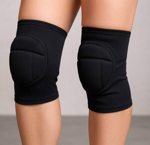 Sports knee pads